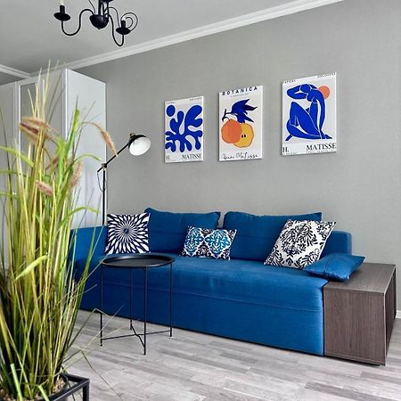Sisters Apartment Shevchenko チェルニーヒウ エクステリア 写真